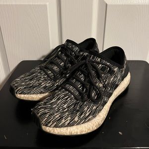 Adidas ultra boost, 8.5, black and white